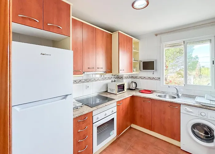 Cozy In With House A Panoramic View *