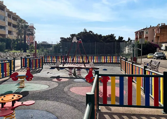 Cozy In With House A Panoramic View アパート