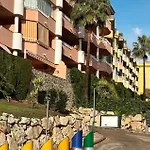 2 Bedroom Lovely In *