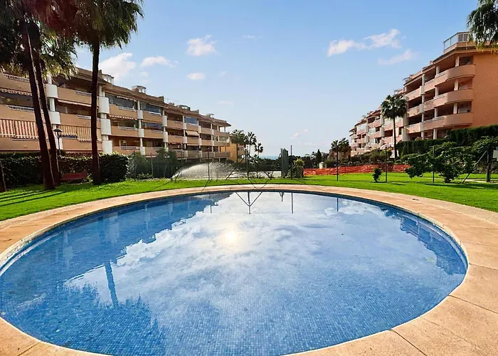 Cozy In With House A Panoramic View Apartment *